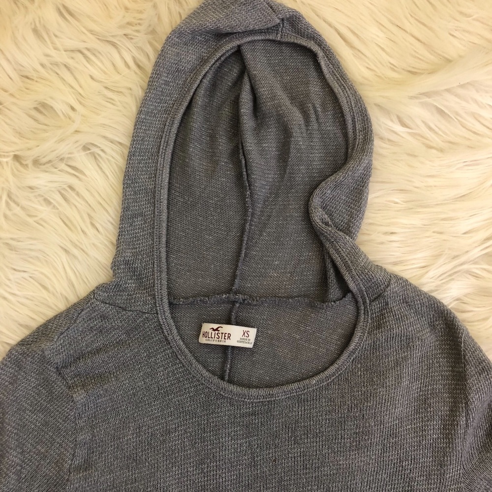 🍁SOLD🍁Hollister Hooded Sweater in Light Grey - Picture 2 of 5